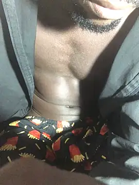 Snapshot of coffeeblack23D chatting on 06-04-26, 11:27 coffeeblack23D online show from 06-04-26, 11:27