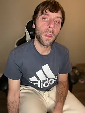 strippingmale1 online show from 11-20-25, 12:44