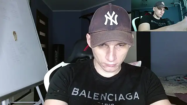 Poliglotjoe1 online show from 11-25-25, 05:46