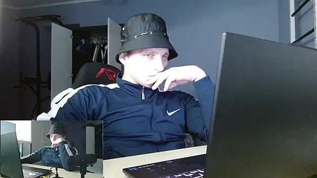 Poliglotjoe1 online show from 02-05-26, 07:40