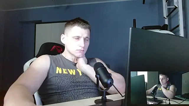 Snapshot of Poliglotjoe1 chatting on 02-23-26, 02:31 Poliglotjoe1 online show from 02-23-26, 02:31