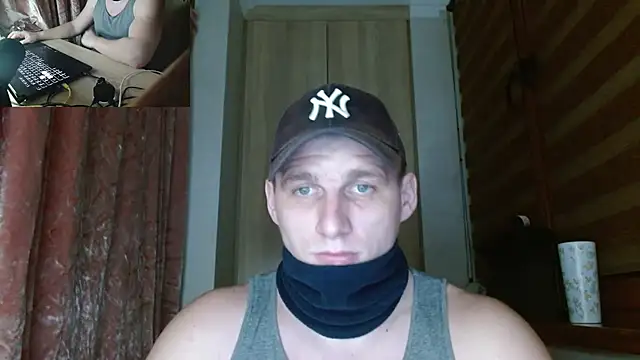 Snapshot of Poliglotjoe1 chatting on 03-22-26, 02:26 Poliglotjoe1 online show from 03-22-26, 02:26