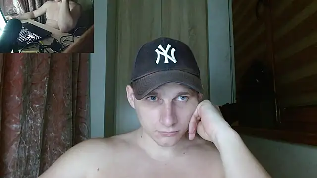 Snapshot of Poliglotjoe1 chatting on 03-24-26, 03:22 Poliglotjoe1 online show from 03-24-26, 03:22