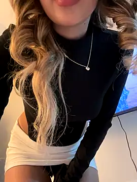 saliha pinky  online show from 12-19-25, 03:13