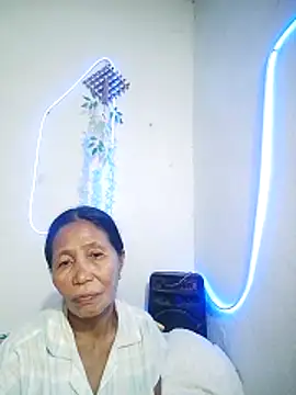 Snapshot of SampaguitaMama_Palangga chatting on 11-20-25, 06:02 SampaguitaMama Palangga online show from 11-20-25, 06:02