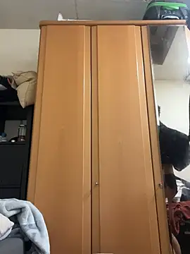 Kissall online show from 02-22-26, 06:02