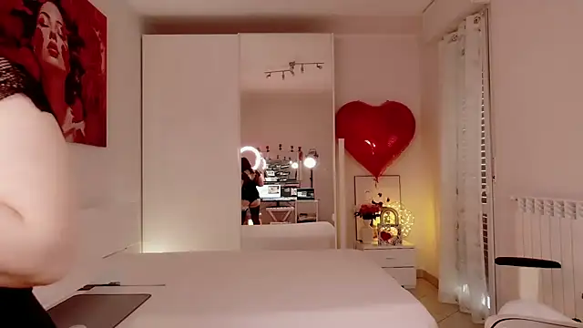 FlirtyFox  online show from 02-21-26, 03:24