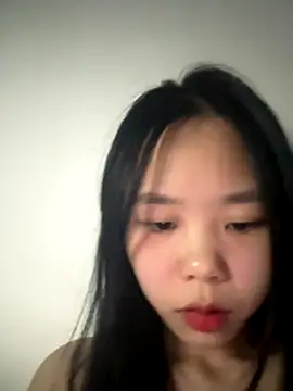 Kiee-lee online show from 11-26-25, 02:18