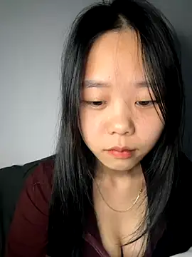 Kiee-lee online show from 11-29-25, 03:59