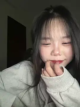 Kiee-lee online show from 02-26-26, 02:49