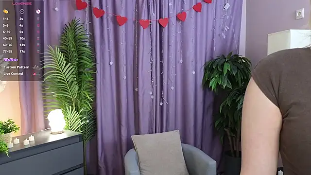 Snapshot of ImiMonroe chatting on 02-18-26, 10:55 ImiMonroe online show from 02-18-26, 10:55