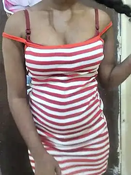 Snapshot of Simran_0011 chatting on 01-09-26, 05:26 Simran 0011 online show from 01-09-26, 05:26