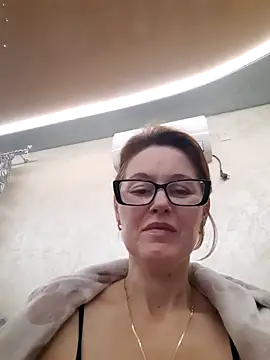 LanaOlbenst online show from 12-14-25, 06:56