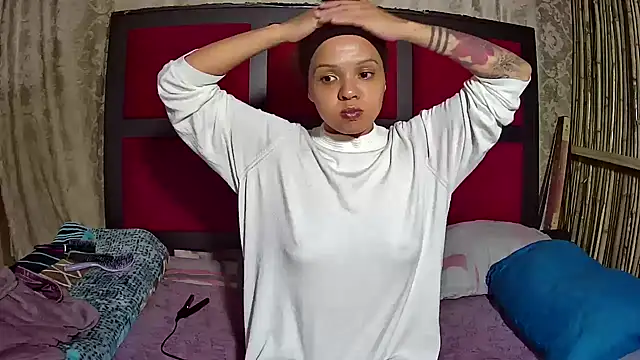 Snapshot of Cadence28 chatting on 03-22-26, 05:27 Cadence28 online show from 03-22-26, 05:27