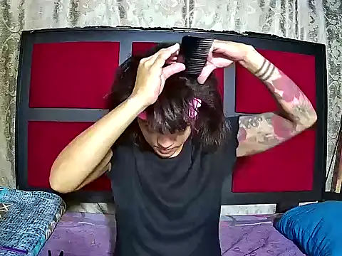 Snapshot of Cadence28 chatting on 04-03-26, 06:50 Cadence28 online show from 04-03-26, 06:50