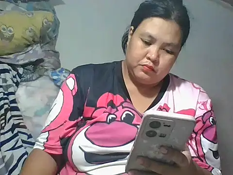 Snapshot of iloveshiritheslut chatting on 11-20-25, 01:11 iloveshiritheslut online show from 11-20-25, 01:11