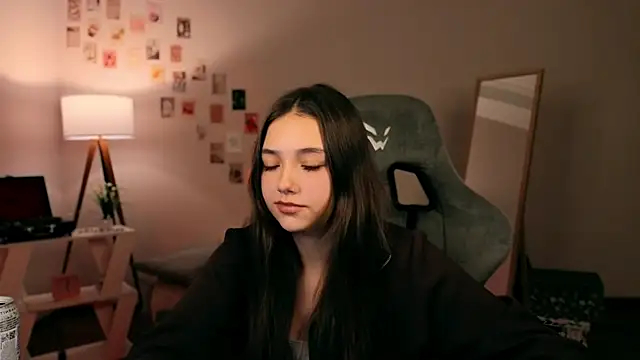 Vexorine online show from 11-26-25, 07:48