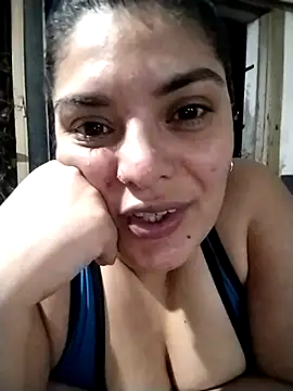 Snapshot of YouladyVidal chatting on 12-22-25, 12:51 YouladyVidal online show from 12-22-25, 12:51