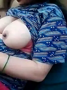 Snapshot of Priya_Sharma04 chatting on 02-05-26, 07:40 Priya Sharma04 online show from 02-05-26, 07:40