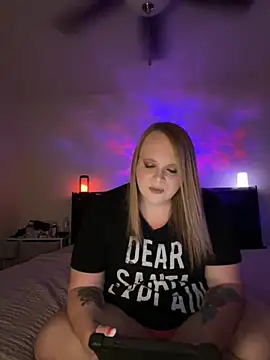 AllieRose94 online show from 12-02-25, 04:29