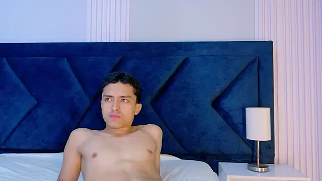 Snapshot of samantha_and_williams chatting on 03-19-26, 07:07 samantha and williams online show from 03-19-26, 07:07