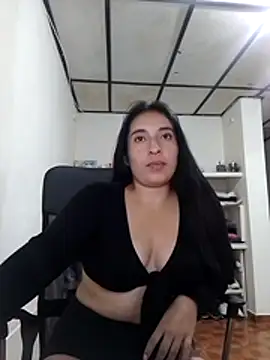 kira-stormm online show from 05-19-26, 12:38