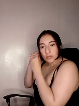 kira-stormm online show from 05-19-26, 10:05