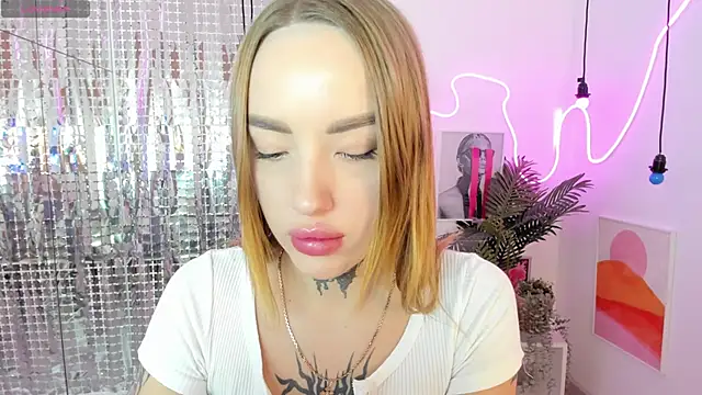 MarquiseMuse online show from 12-02-25, 09:58