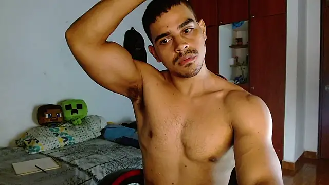 Snapshot of Kent_Rodriguez chatting on 06-28-26, 03:34 Kent Rodriguez online show from 06-28-26, 03:34