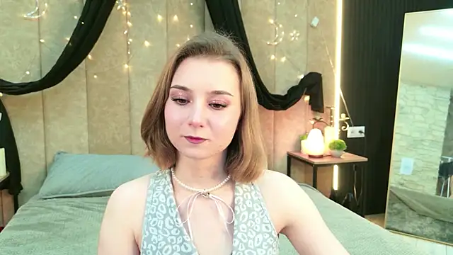 Janice Corona online show from 05-19-26, 03:51