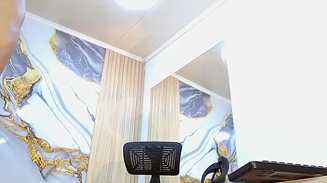 irianis Cera online show from 04-28-26, 04:50