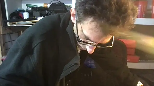 Snapshot of SinlessFreedom7 chatting on 02-10-26, 12:31 SinlessFreedom7 online show from 02-10-26, 12:31