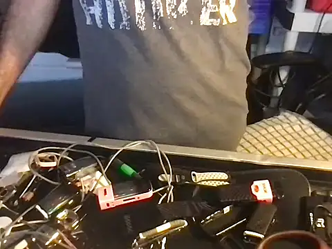 Snapshot of SinlessFreedom7 chatting on 02-12-26, 07:36 SinlessFreedom7 online show from 02-12-26, 07:36