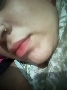 Snapshot of Priya_089 chatting on 04-11-26, 06:01 Priya 089 online show from 04-11-26, 06:01