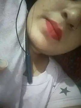 Snapshot of Priya_089 chatting on 04-15-26, 09:49 Priya 089 online show from 04-15-26, 09:49