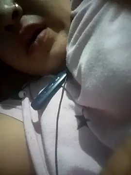 Snapshot of Priya_089 chatting on 04-18-26, 07:58 Priya 089 online show from 04-18-26, 07:58