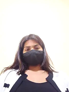 Snapshot of Lovely_girl- chatting on 03-31-26, 05:19 Lovely girl- online show from 03-31-26, 05:19