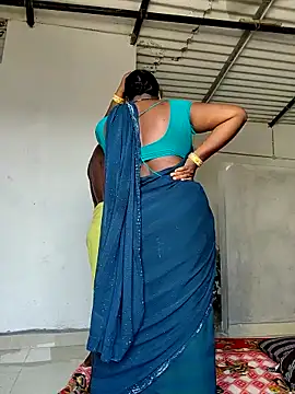 Snapshot of Desicouple1706 chatting on 03-21-26, 11:15 Desicouple1706 online show from 03-21-26, 11:15