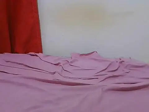 Lovemist online show from 12-01-25, 06:57