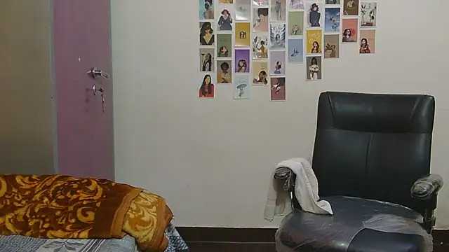 Honey Baby1 online show from 06-05-26, 06:52