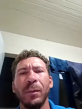 RobertoLuiz84 online show from 02-03-26, 06:22