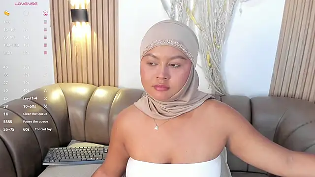 Snapshot of jasmyne_anbar chatting on 02-28-26, 10:44 jasmyne anbar online show from 02-28-26, 10:44