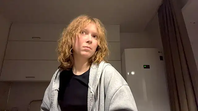 Snapshot of ElfriedaZwack chatting on 12-01-25, 05:07 ElfriedaZwack online show from 12-01-25, 05:07