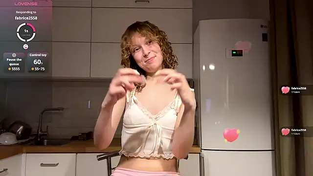 Snapshot of ElfriedaZwack chatting on 03-10-26, 04:12 ElfriedaZwack online show from 03-10-26, 04:12