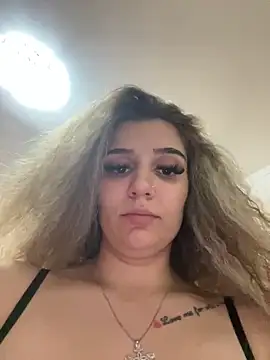 Snapshot of CrazyJessika chatting on 03-24-26, 05:18 CrazyJessika online show from 03-24-26, 05:18