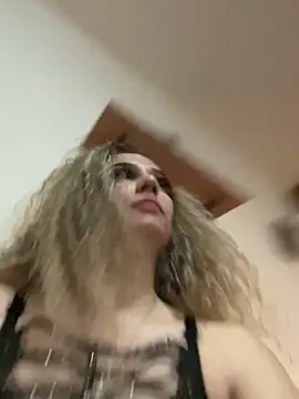 Snapshot of CrazyJessika chatting on 03-28-26, 05:34 CrazyJessika online show from 03-28-26, 05:34