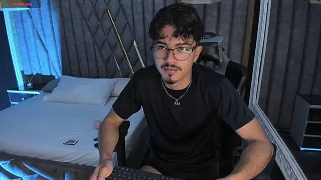 NicolaiKarav online show from 06-18-26, 12:42