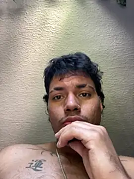 Snapshot of Henry_villa23 chatting on 07-10-26, 03:36 Henry villa23 online show from 07-10-26, 03:36