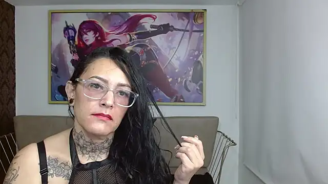 Roxanne vale online show from 11-24-25, 08:08