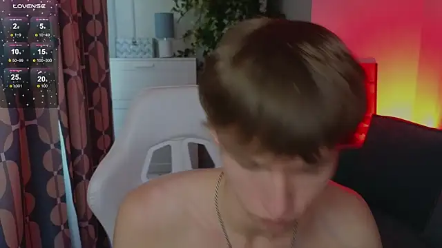 Snapshot of cuMte_boy chatting on 07-05-26, 01:23 cuMte boy online show from 07-05-26, 01:23